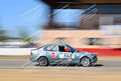 media/Sep-29-2024-24 Hours of Lemons (Sun) [[6a7c256ce3]]/StartFinish (245p-330p)/